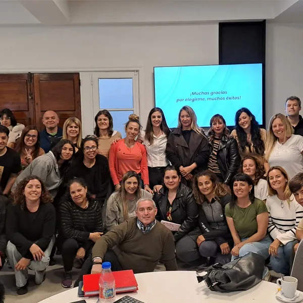 Emprendedores durante un curso presencial de redes sociales